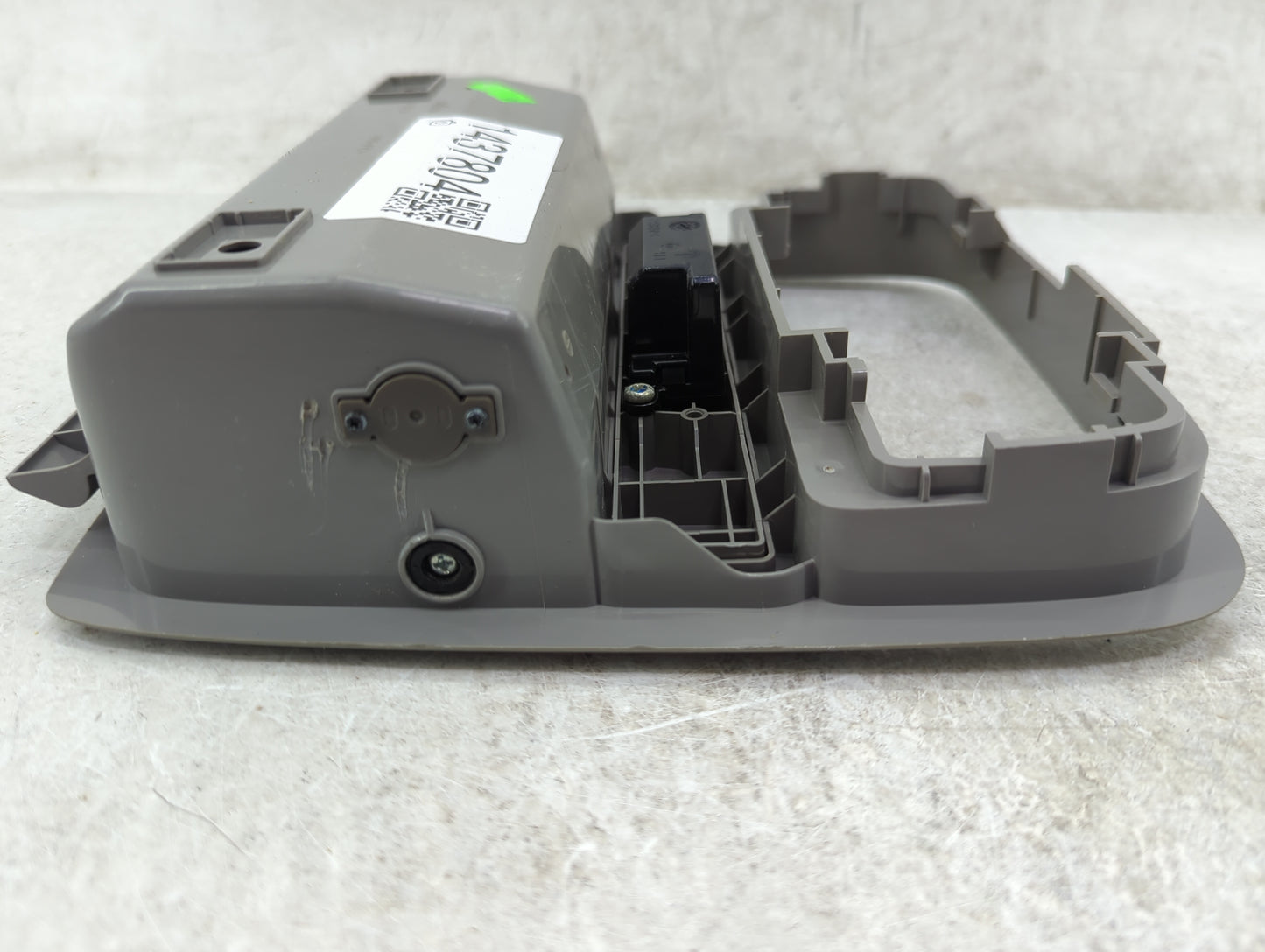 2012 Chrysler 200 Overhead Roof Console - Oemusedautoparts1.com