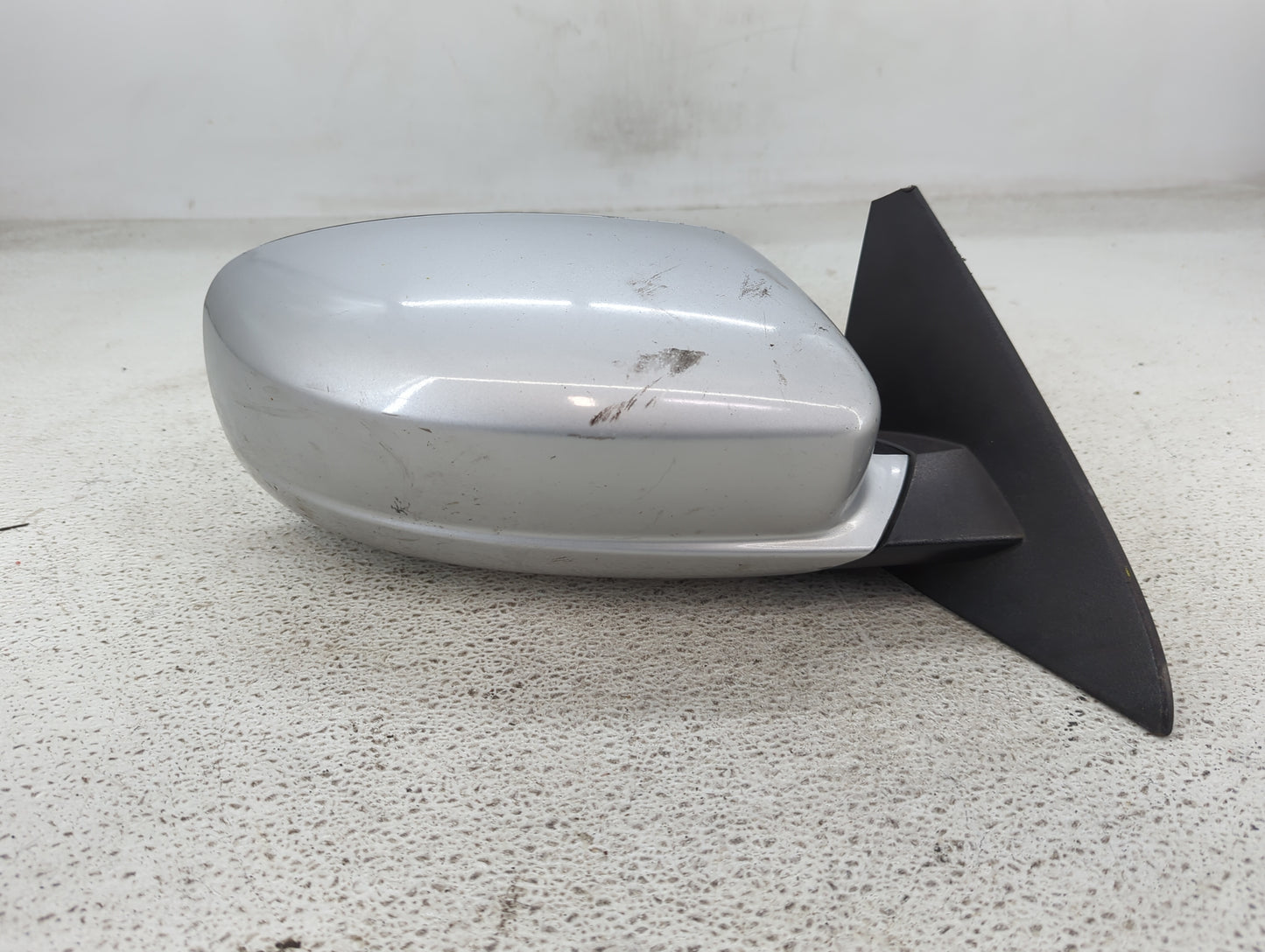 2011-2014 Chrysler 200 Passenger Side View Mirror - Right Door Mirror OEM Used - Oemusedautoparts1.com