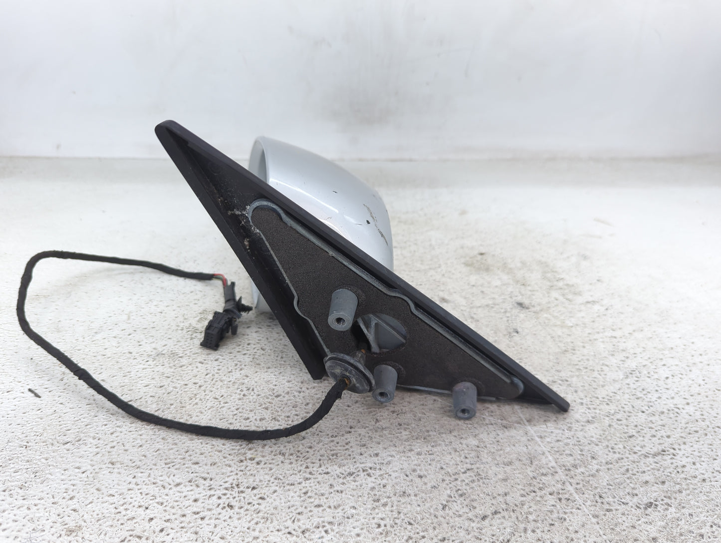 2011-2014 Chrysler 200 Driver Side View Mirror - Left Door Mirror OEM Used - Oemusedautoparts1.com