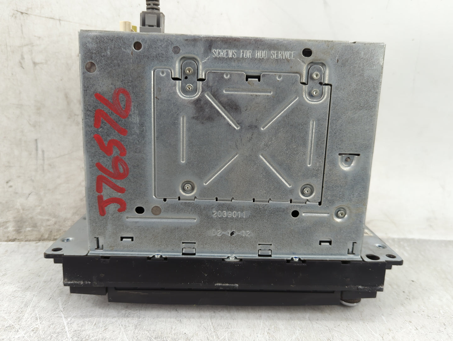 2012 Chrysler 200 Radio AM FM Cd Player Receiver Replacement P/N:P68092001 T00BE084270555, 68470555 Fits OEM Used Auto Parts