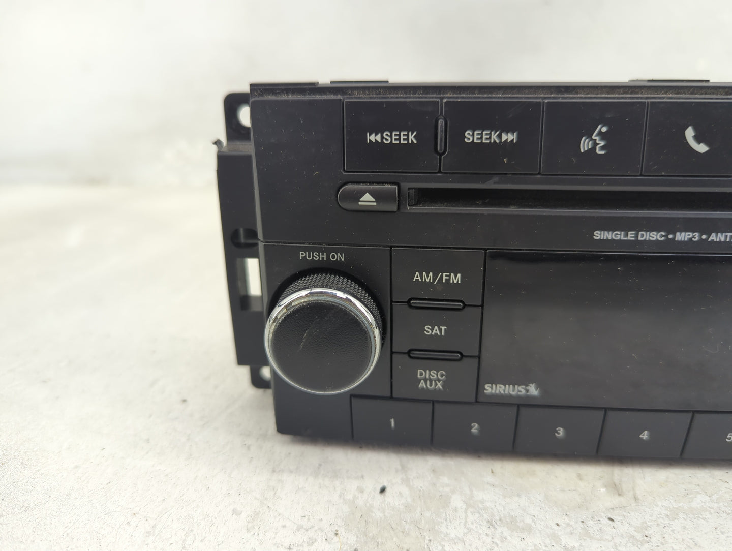 2011-2012 Chrysler 200 Radio AM FM Cd Player Receiver Replacement P/N:P05091197AB Fits Fits 2011 2012 OEM Used Auto Parts - 