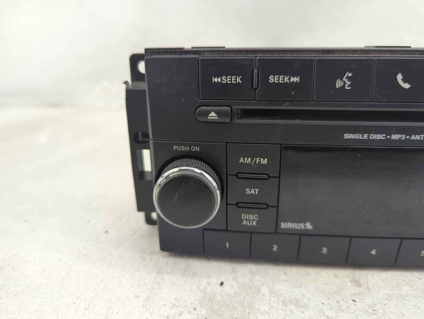 2011-2012 Chrysler 200 Radio AM FM Cd Player Receiver Replacement P/N:P05091197AB Fits Fits 2011 2012 OEM Used Auto Parts - 