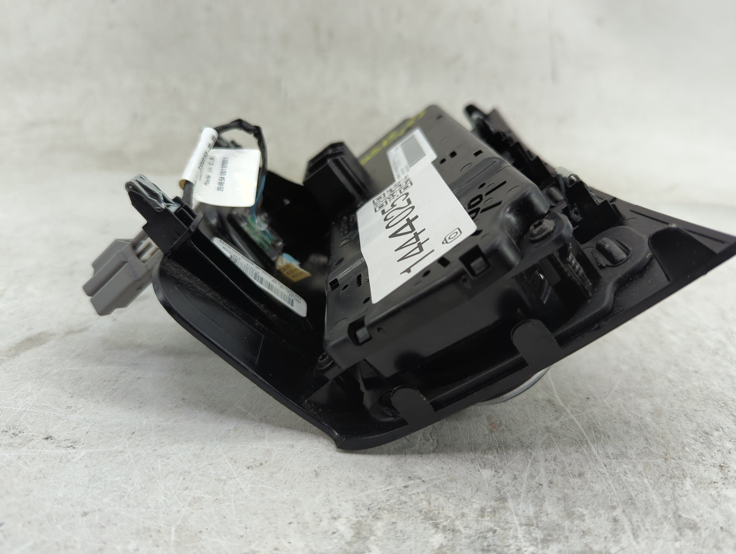 2011-2014 Chrysler 200 Climate Control Module Temperature AC/Heater Replacement P/N:P55111888AI Fits OEM Used Auto Parts - O