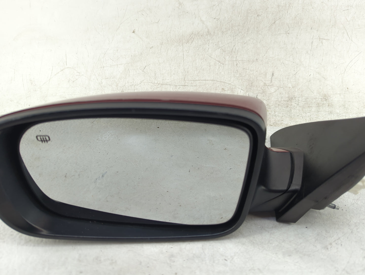 2011-2014 Chrysler 200 Driver Side View Mirror - Left Door Mirror OEM Used - Oemusedautoparts1.com