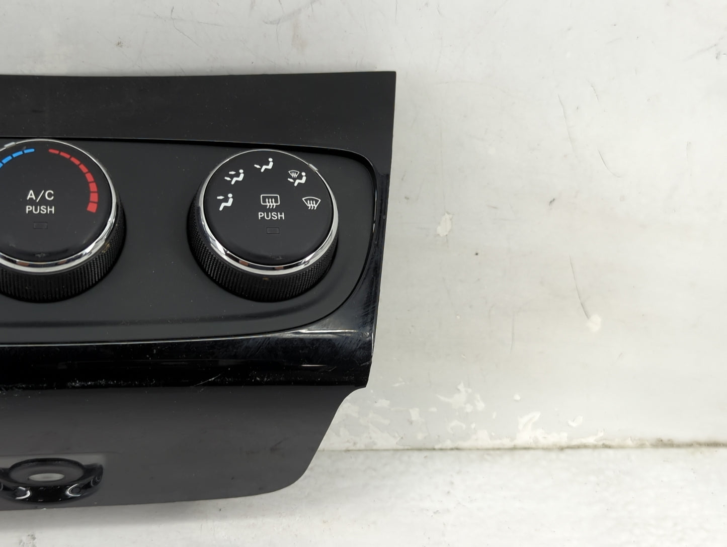 2011-2014 Chrysler 200 Climate Control Module Temperature AC/Heater Replacement P/N:P55111949AD Fits Fits 2010 2011 2012 201