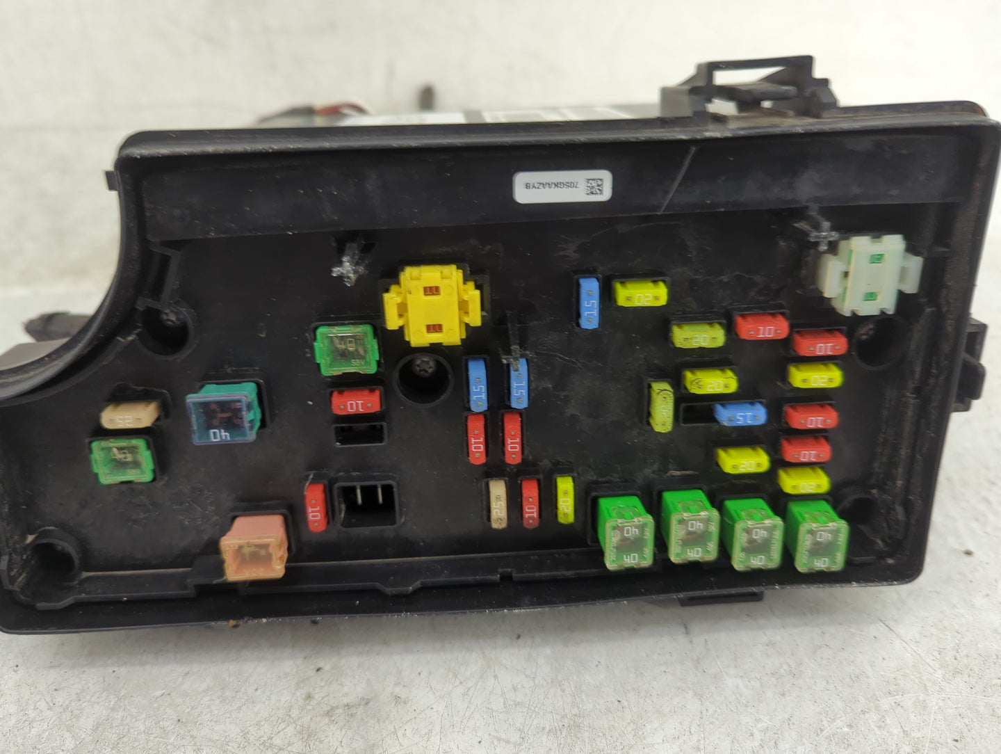2011-2014 Chrysler 200 Fusebox Fuse Box Relay Module Tipm P04692346ad - Oemusedautoparts1.com
