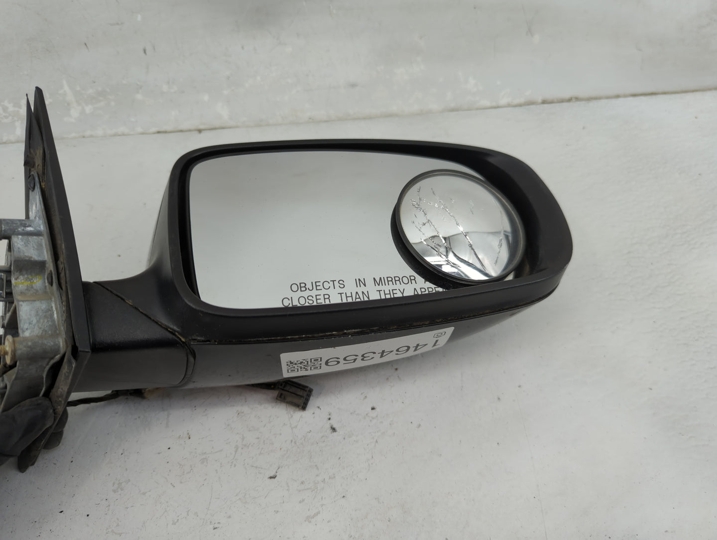 2012 Chrysler 200 Passenger Side View Mirror - Right Door Mirror OEM Used - Oemusedautoparts1.com