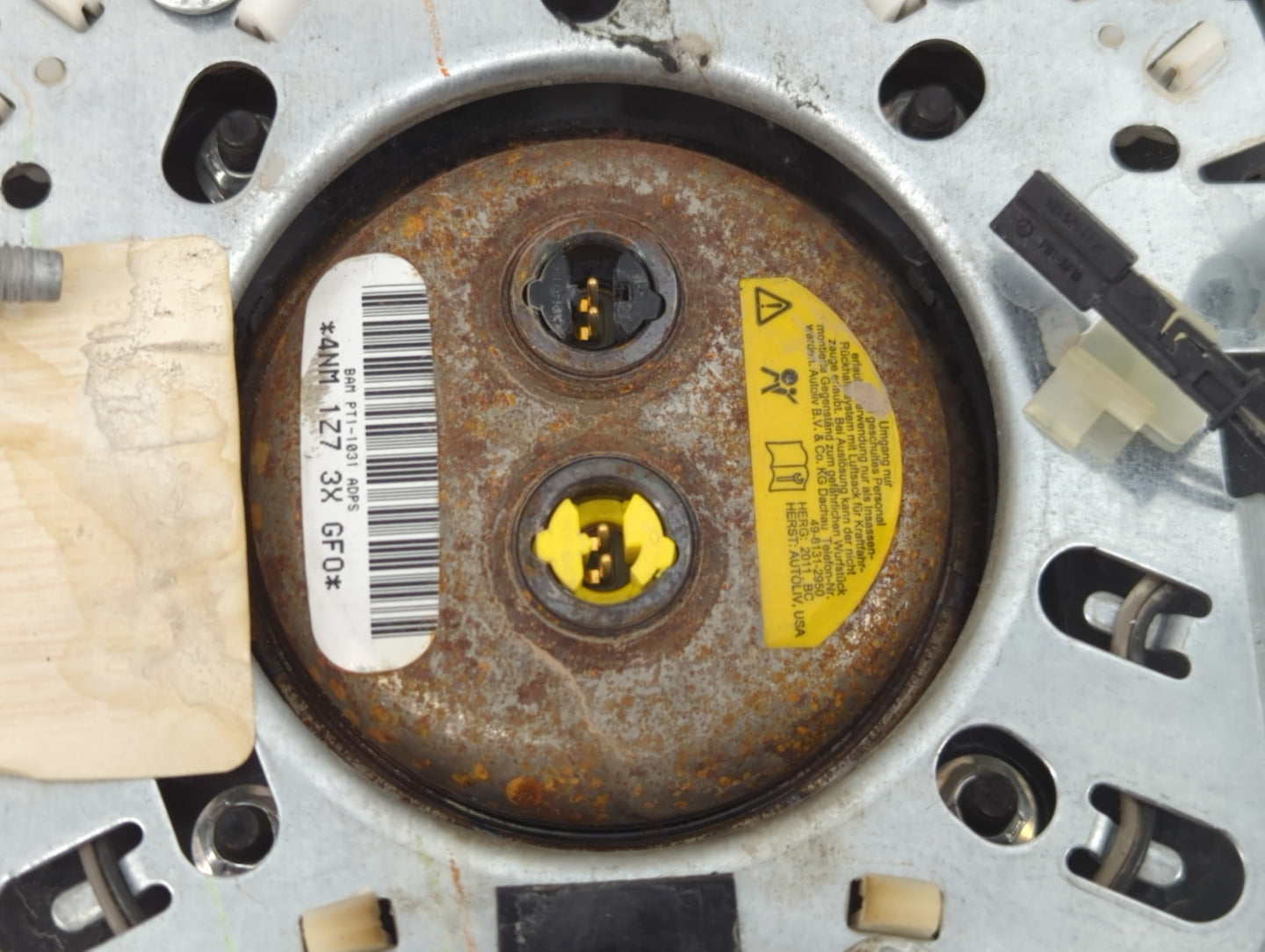 2011-2014 Chrysler 200 Air Bag Driver Left Steering Wheel Mounted 1466120 - Oemusedautoparts1.com