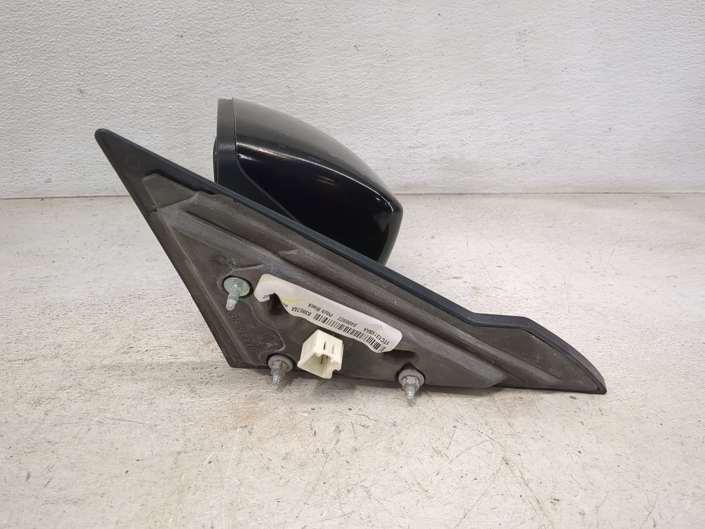 2011-2014 Chrysler 200 Driver Side View Mirror - Left Door Mirror OEM Used - Oemusedautoparts1.com