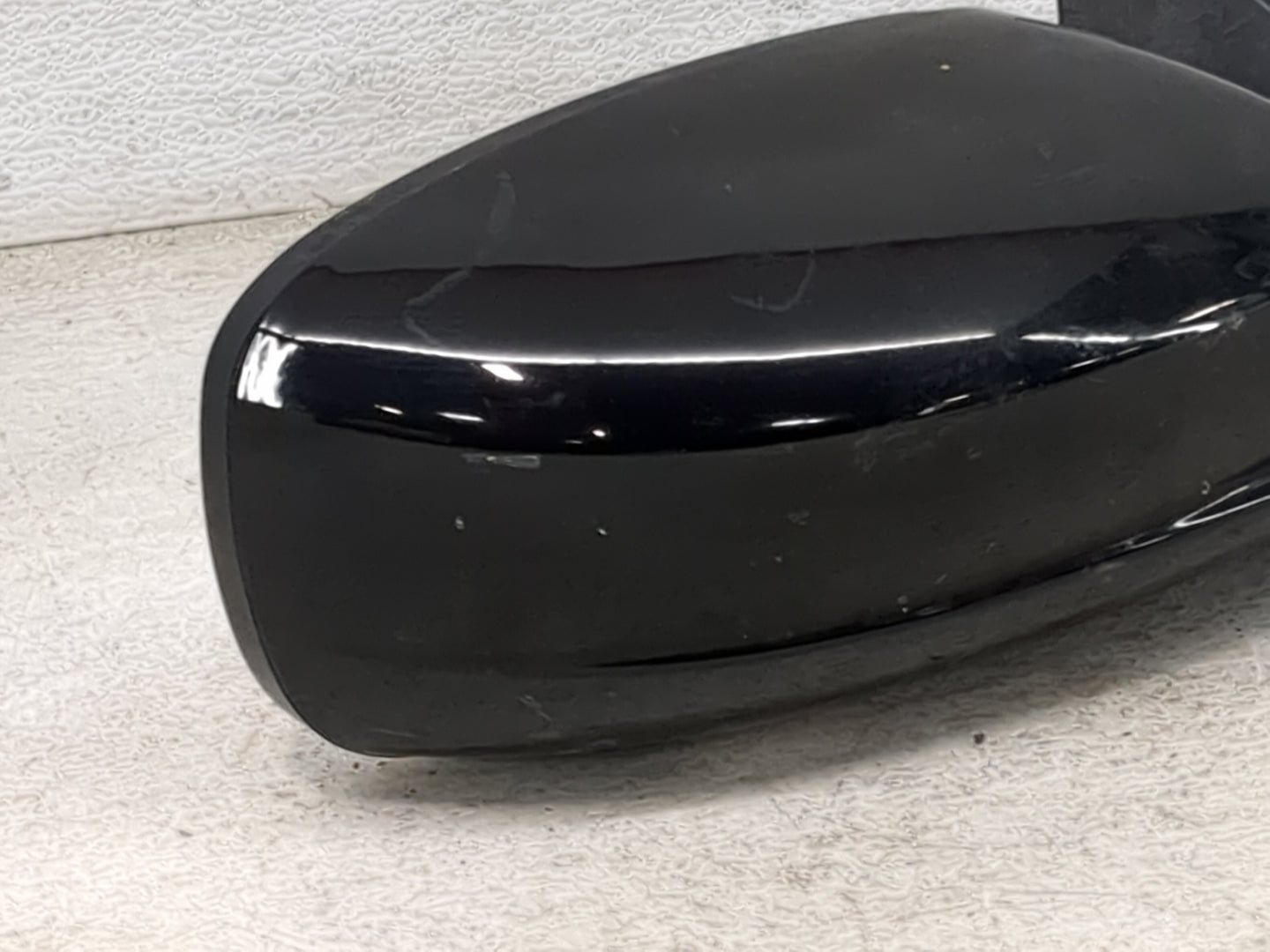 2011-2014 Chrysler 200 Passenger Side View Mirror - Right Door Mirror OEM Used - Oemusedautoparts1.com