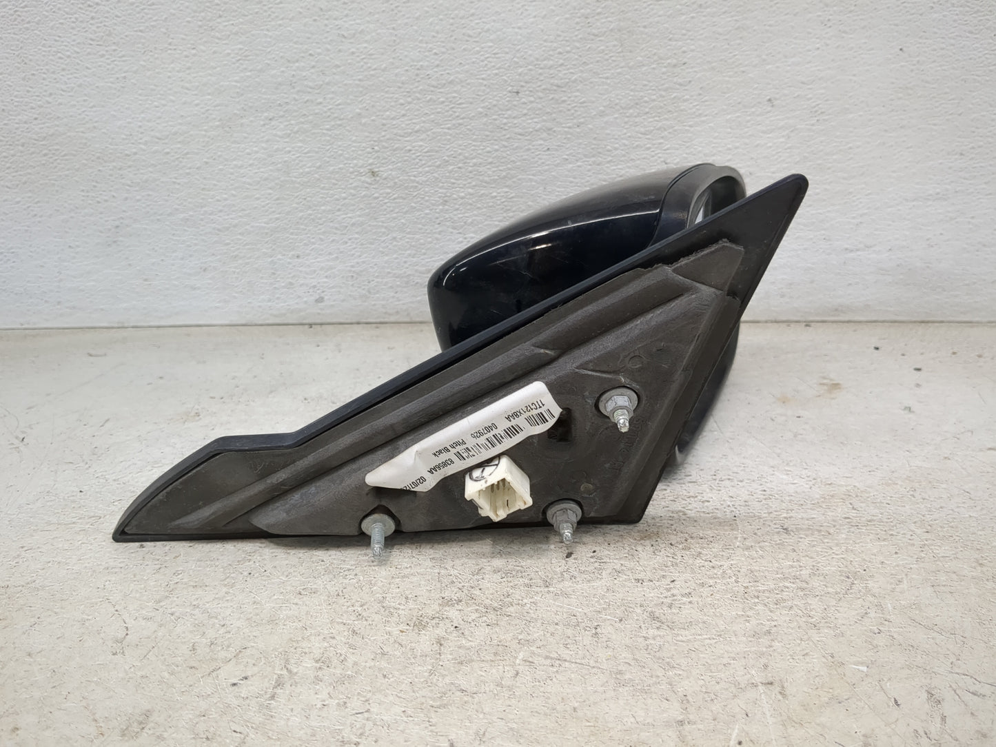 2011-2014 Chrysler 200 Passenger Side View Mirror - Right Door Mirror OEM Used - Oemusedautoparts1.com