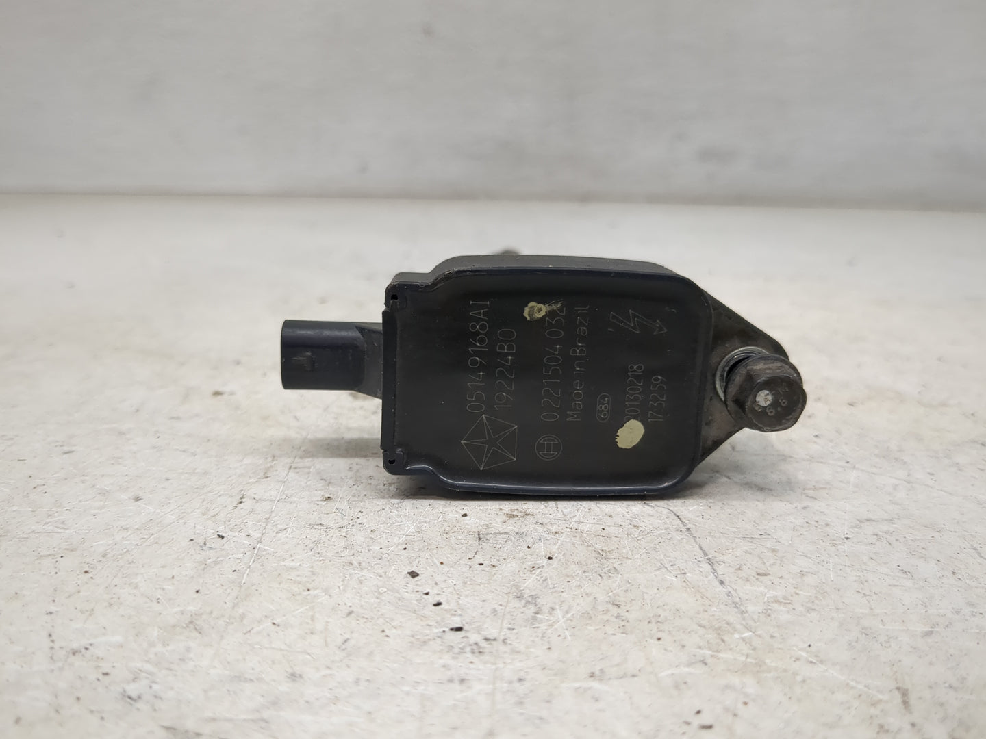 2011-2017 Chrysler 200 Ignition Coil Igniter Pack 1467192 - Oemusedautoparts1.com