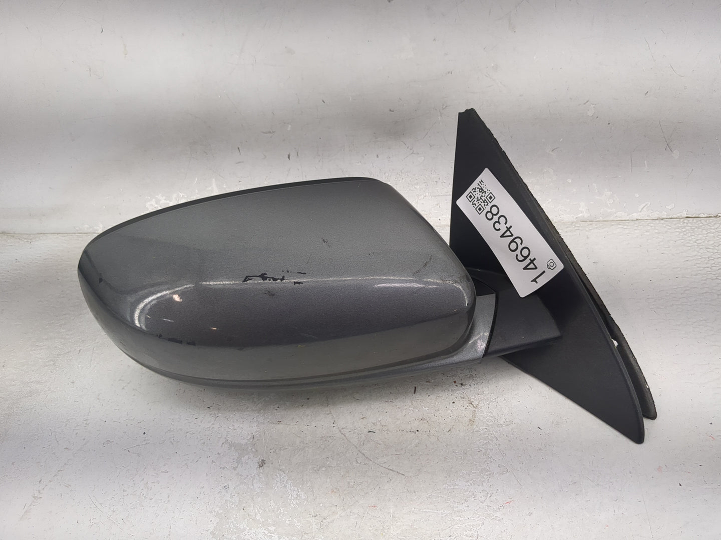 2011-2014 Chrysler 200 Passenger Side View Mirror - Right Door Mirror OEM Used - Oemusedautoparts1.com
