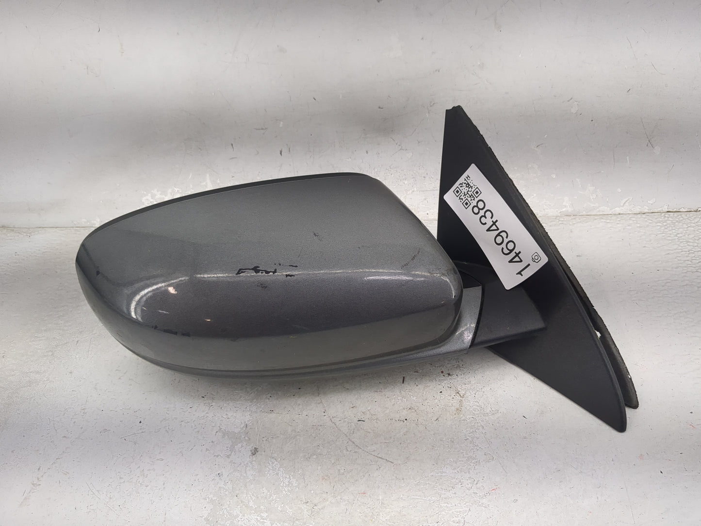 2011-2014 Chrysler 200 Passenger Side View Mirror - Right Door Mirror OEM Used - Oemusedautoparts1.com