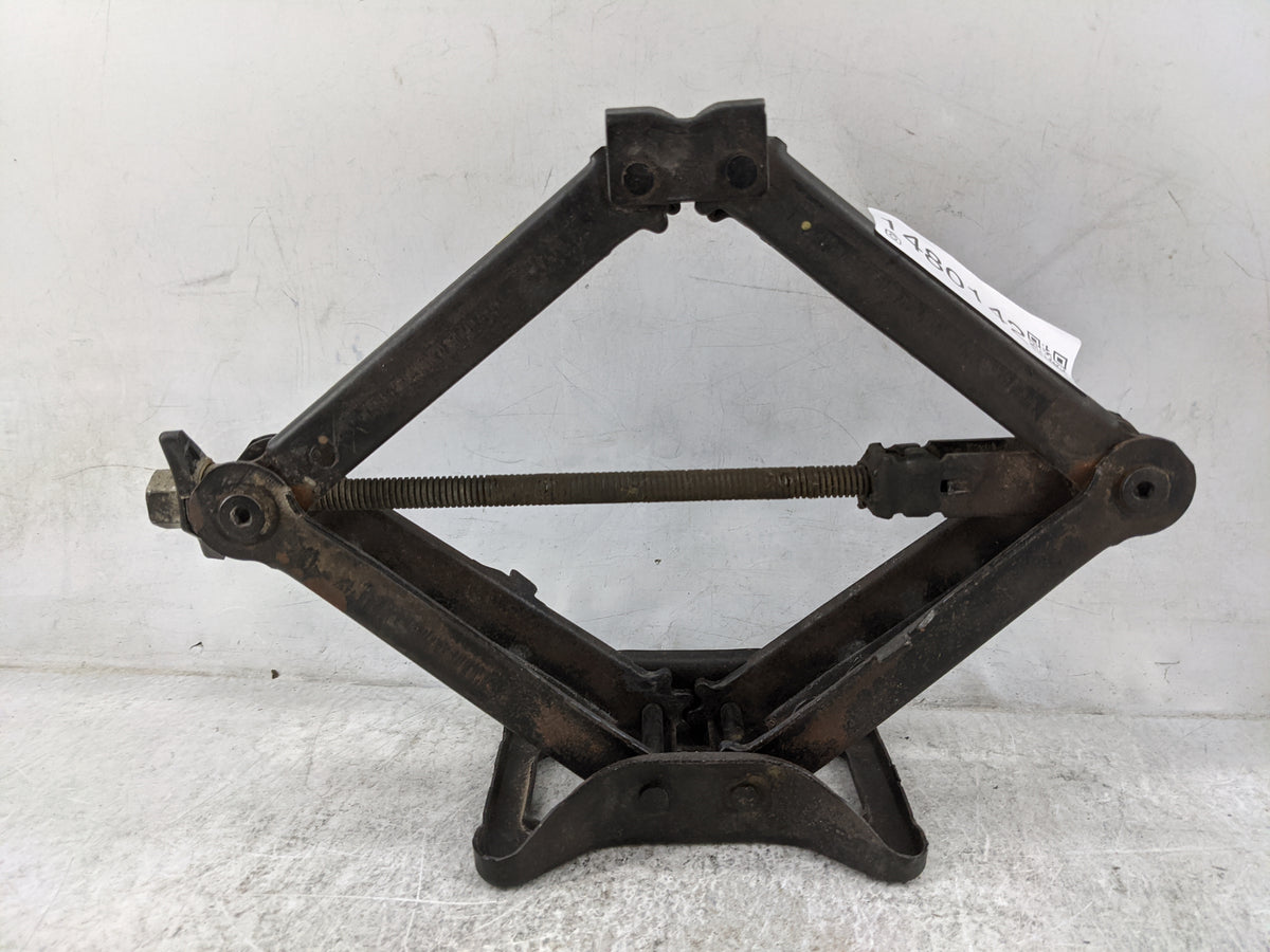 2012 Chrysler 200 Spare Scissor Car Jack 1480142 - Oemusedautoparts1.com