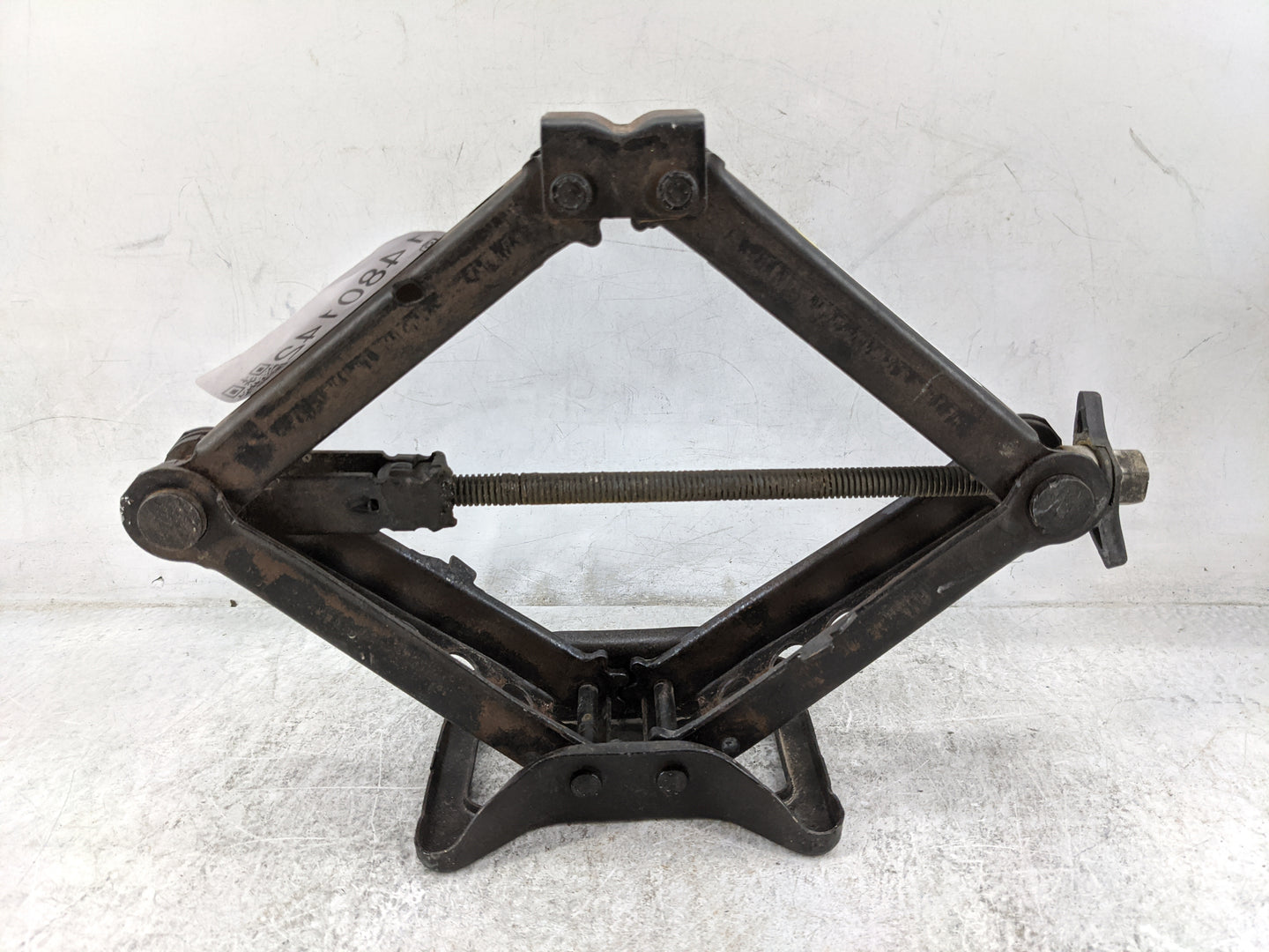 2012 Chrysler 200 Spare Scissor Car Jack 1480142 - Oemusedautoparts1.com