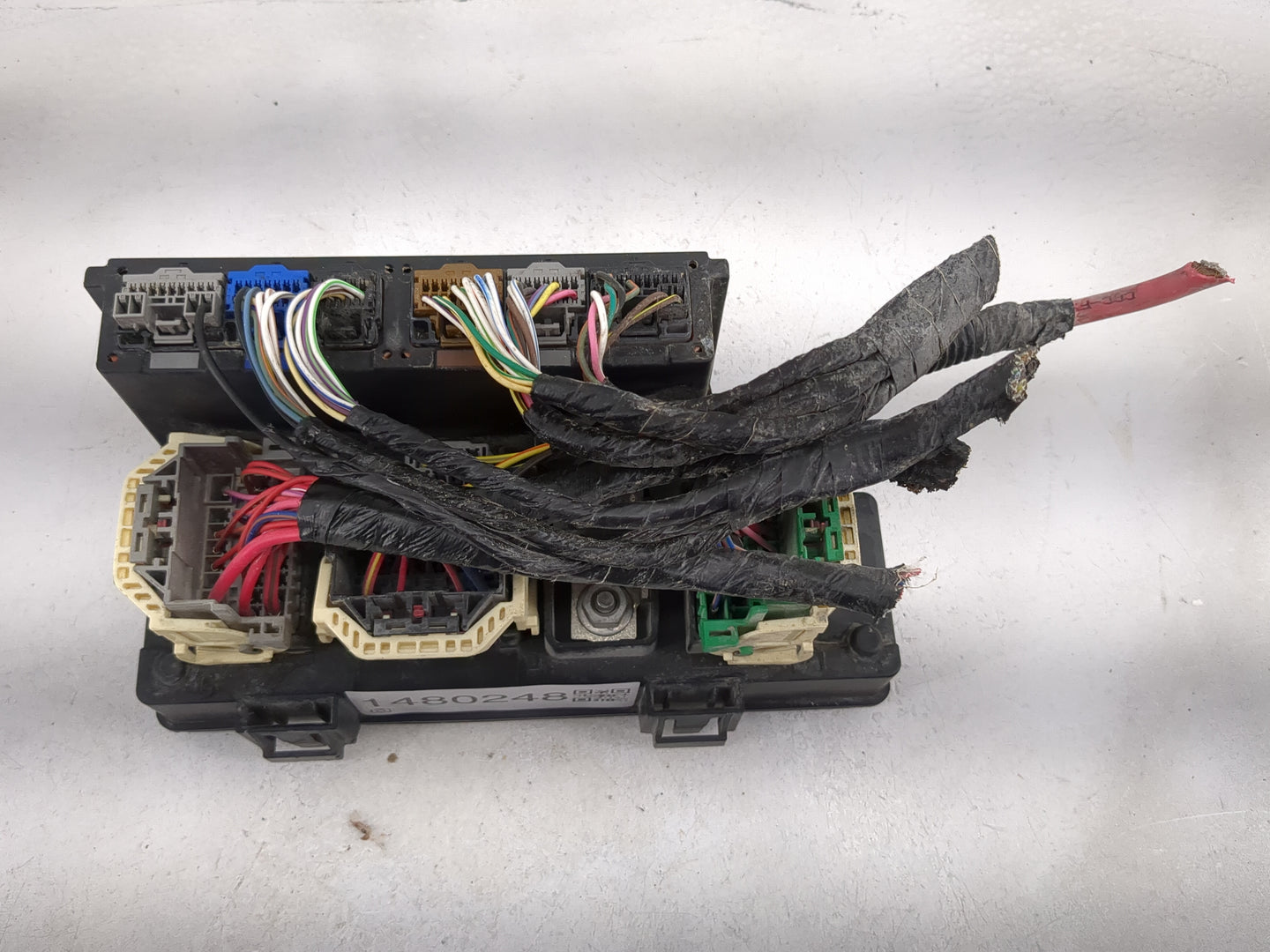 2011-2014 Chrysler 200 Fusebox Fuse Box Relay Module Tipm P04692346ad 1480248 - Oemusedautoparts1.com