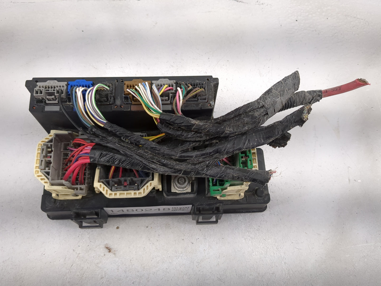 2011-2014 Chrysler 200 Fusebox Fuse Box Relay Module Tipm P04692346ad 1480248 - Oemusedautoparts1.com