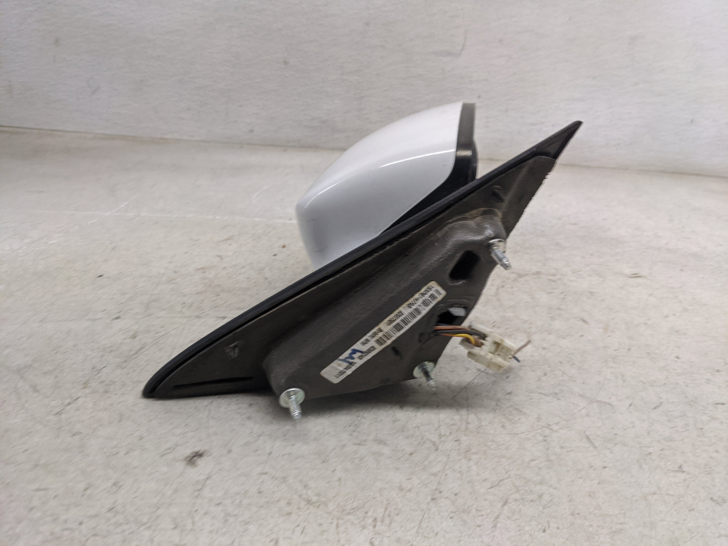 2012 Chrysler 200 Passenger Side View Mirror - Right Door Mirror OEM Used - Oemusedautoparts1.com