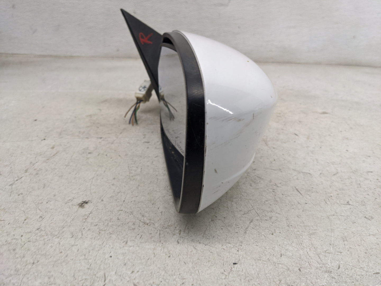 2012 Chrysler 200 Passenger Side View Mirror - Right Door Mirror OEM Used - Oemusedautoparts1.com