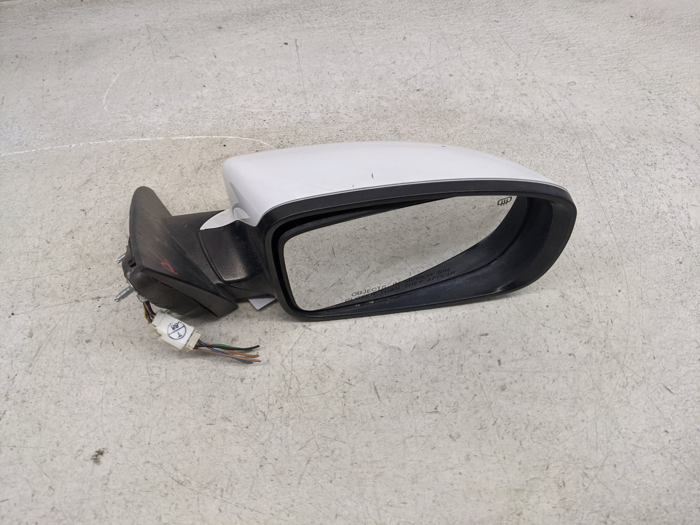 2012 Chrysler 200 Passenger Side View Mirror - Right Door Mirror OEM Used - Oemusedautoparts1.com