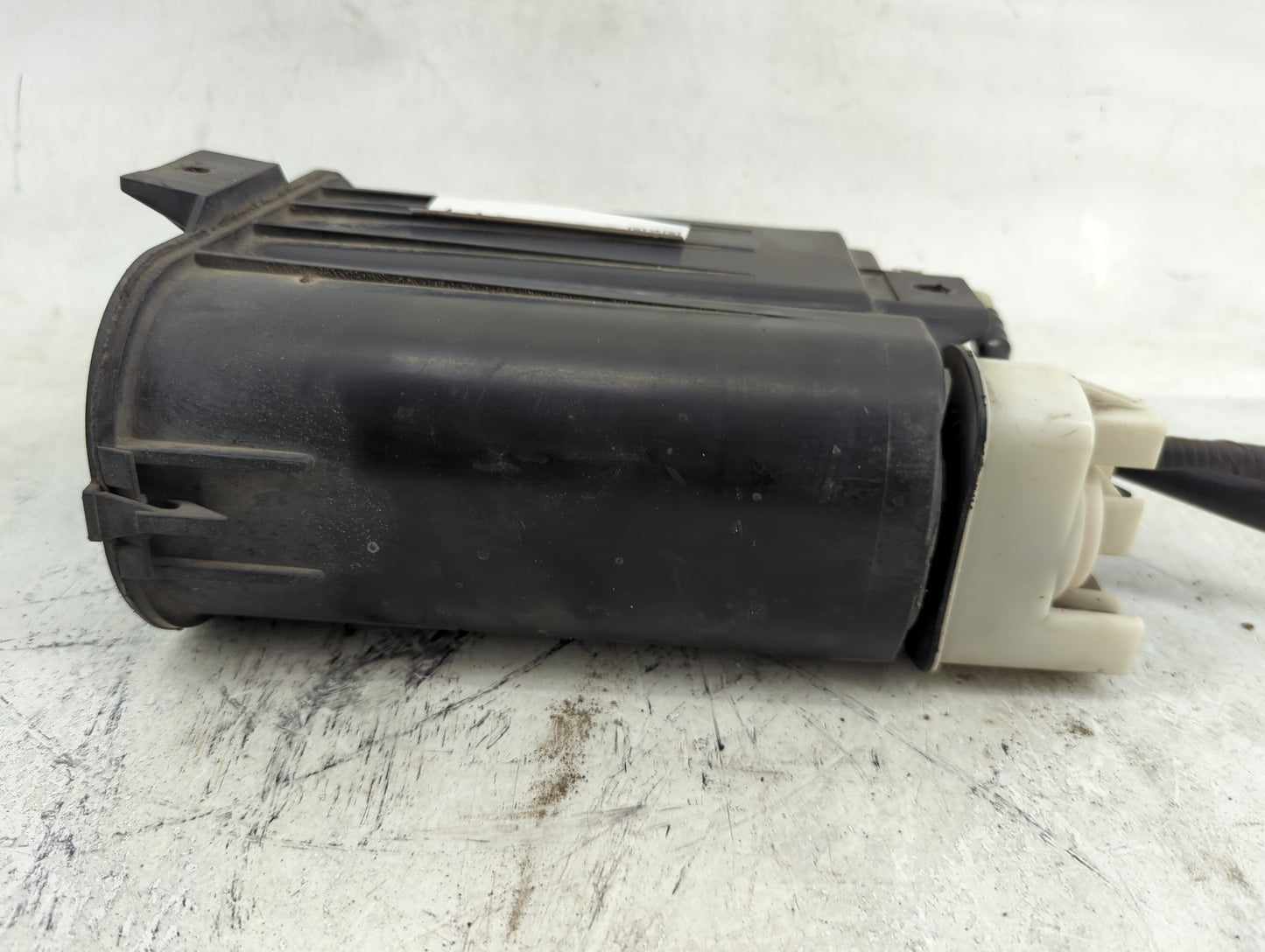 2012 Chrysler 200 Fuel Vapor Charcoal Canister 1481390 - Oemusedautoparts1.com