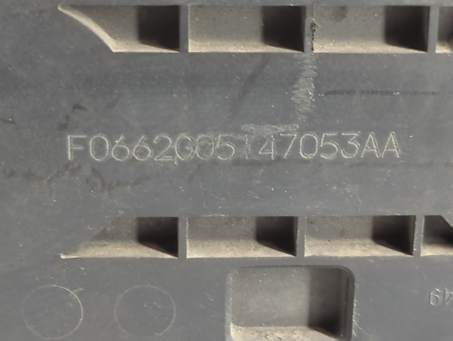 2012 Chrysler 200 Fuel Vapor Charcoal Canister 1481390 - Oemusedautoparts1.com