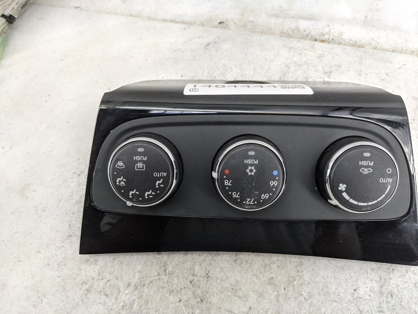 2011-2014 Chrysler 200 Climate Control Module Temperature AC/Heater Replacement P/N:P55111888AI 1SW68DX8AC Fits OEM Used Aut