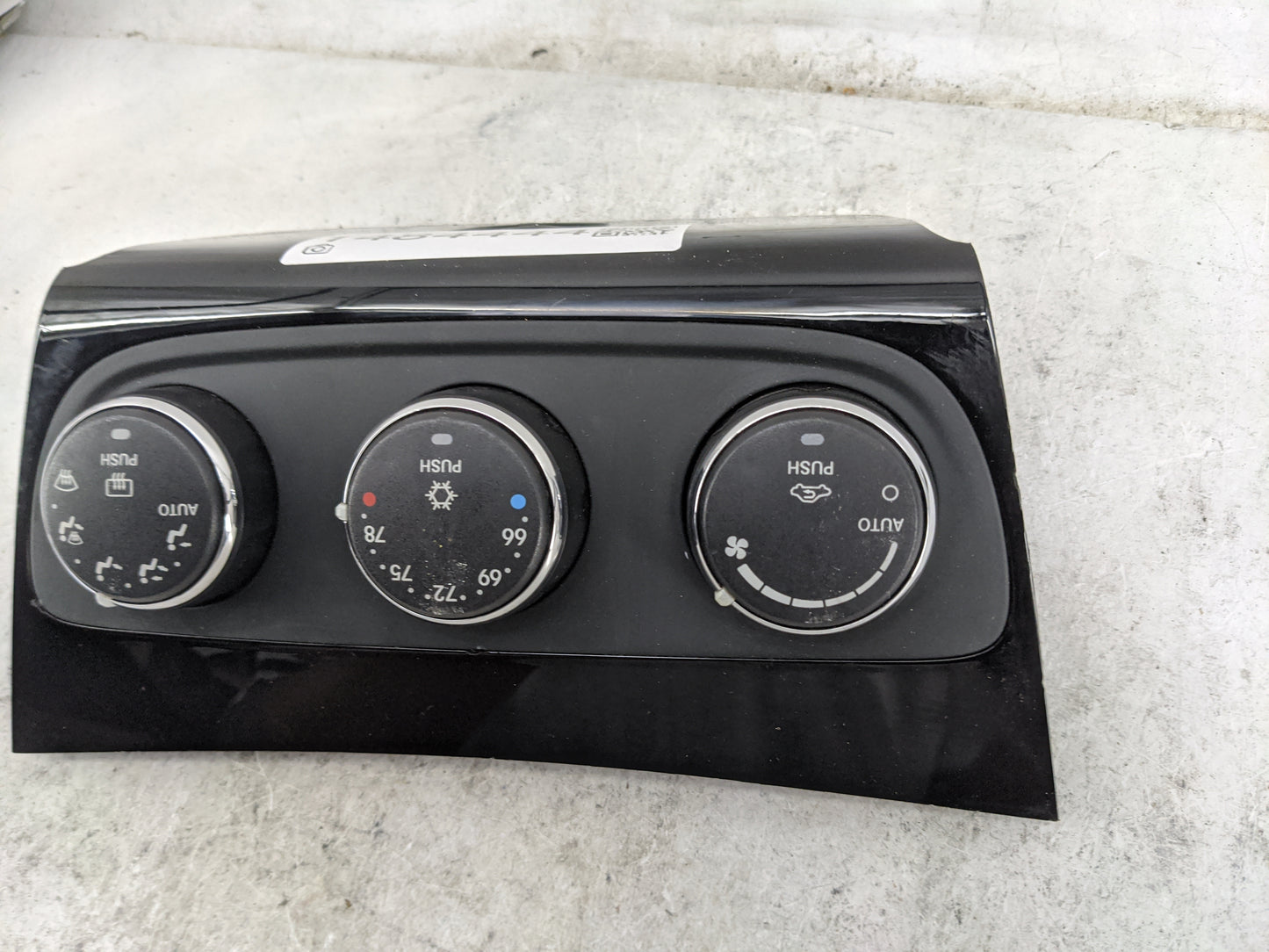 2011-2014 Chrysler 200 Climate Control Module Temperature AC/Heater Replacement P/N:P55111888AI 1SW68DX8AC Fits OEM Used Aut