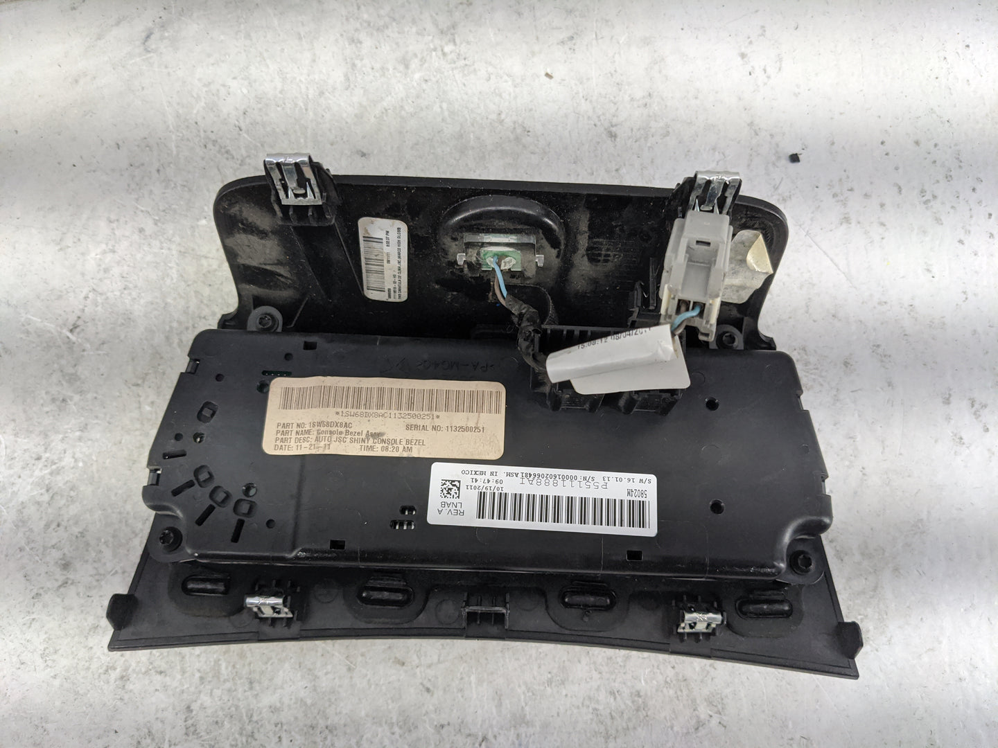 2011-2014 Chrysler 200 Climate Control Module Temperature AC/Heater Replacement P/N:P55111888AI 1SW68DX8AC Fits OEM Used Aut