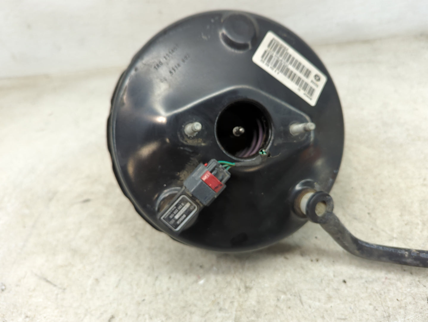 2011-2014 Chrysler 200 Power Brake Booster Oem 1489975 - Oemusedautoparts1.com
