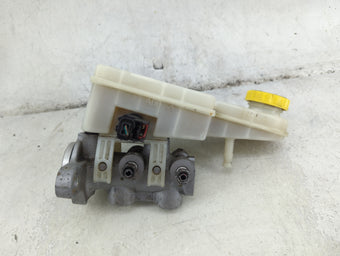 compare product 2011-2014 Chrysler 200 Brake Master Cylinder 1492348