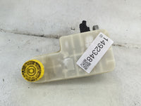 2011-2014 Chrysler 200 Brake Master Cylinder 1492348 - Oemusedautoparts1.com