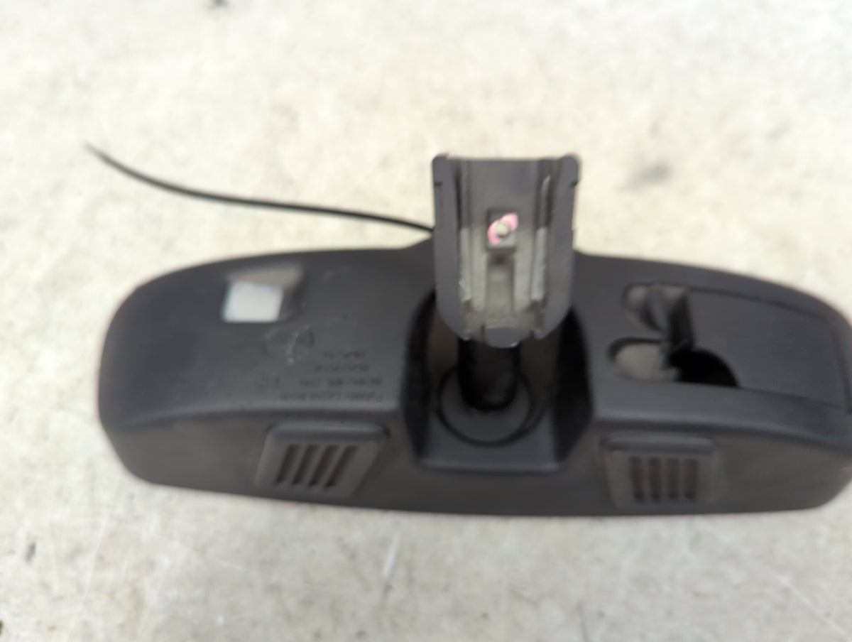 2012 Chrysler 200 Interior Rear View Mirror Replacement OEM P/N:E11 026730 04президент2013 905-1793, GNTX-1227 Fits OEM Used