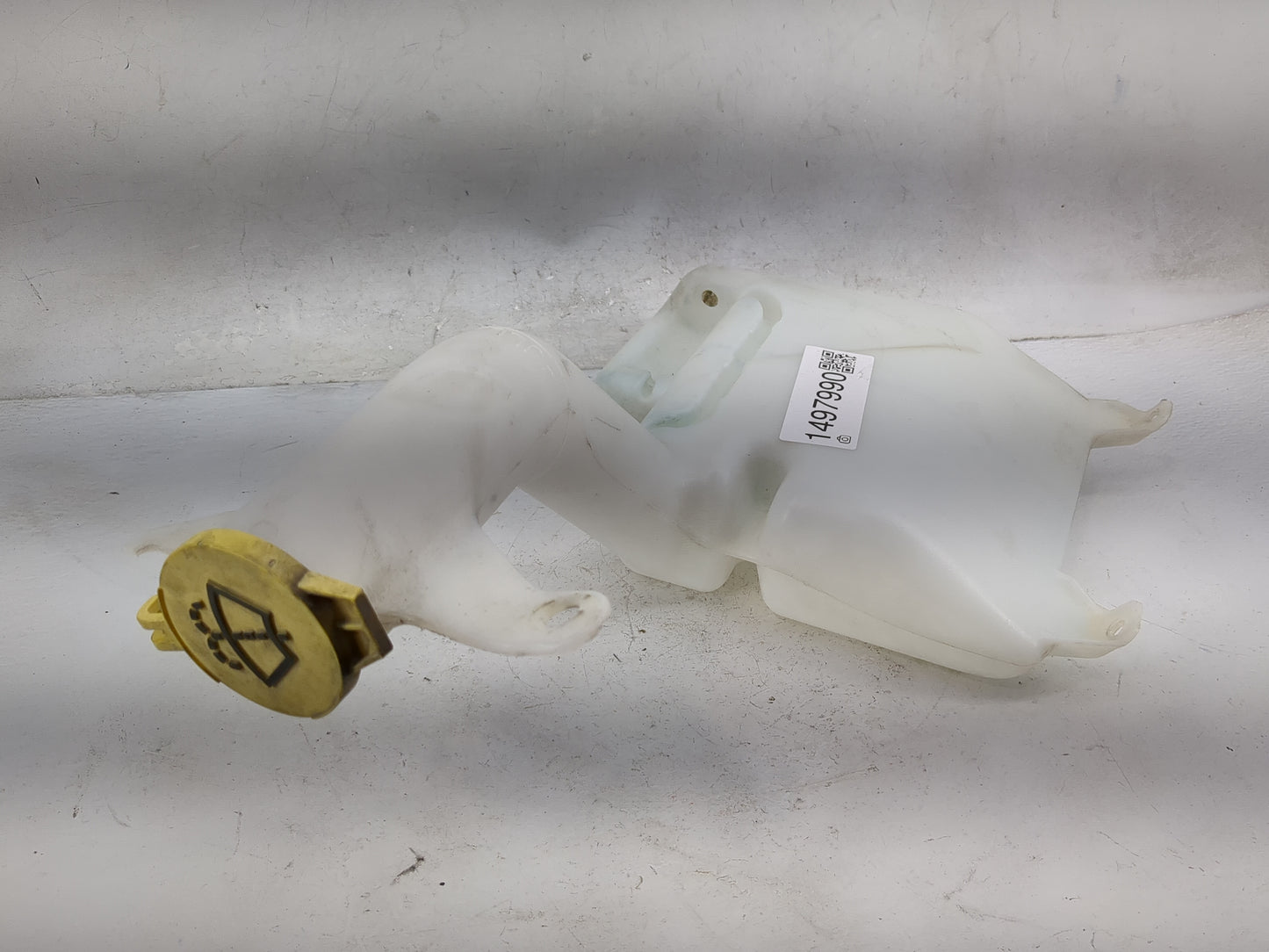 2011-2014 Chrysler 200 Windshield Washer Fluid Reservoir Bottle Oem 1497990 - Oemusedautoparts1.com