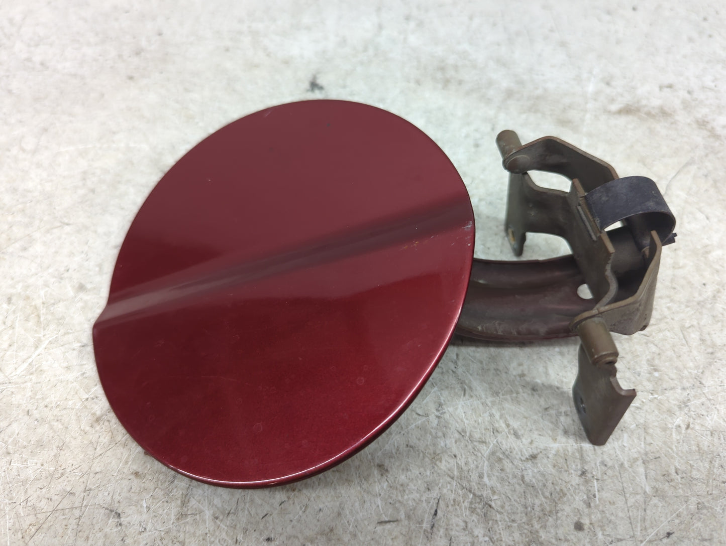 2012 Chrysler 200 Fuel Tank Door Lid Gas Tank Deep Cherry Red - Oemusedautoparts1.com