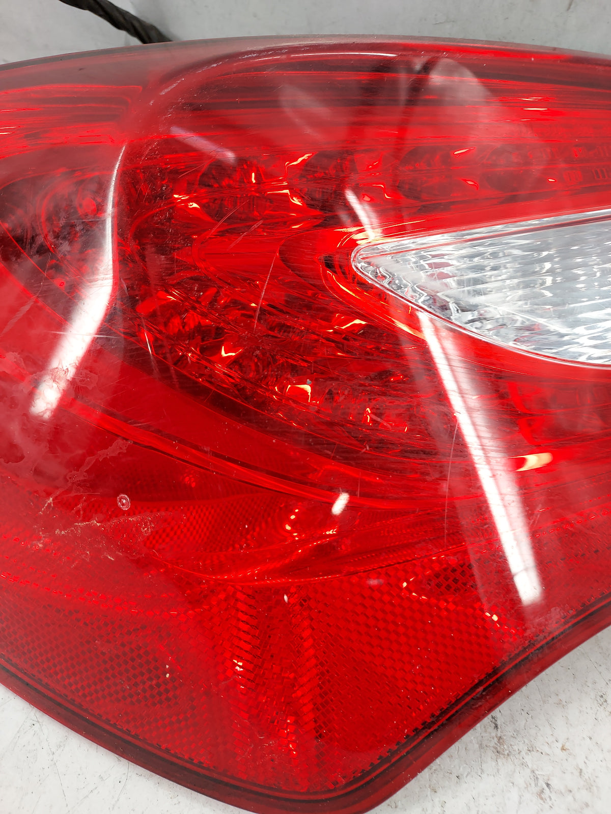 2011-2014 Chrysler 200 Tail Light Assembly Driver Left OEM P/N:05182525AE Fits Fits 2011 2012 2013 2014 OEM Used Auto Parts 