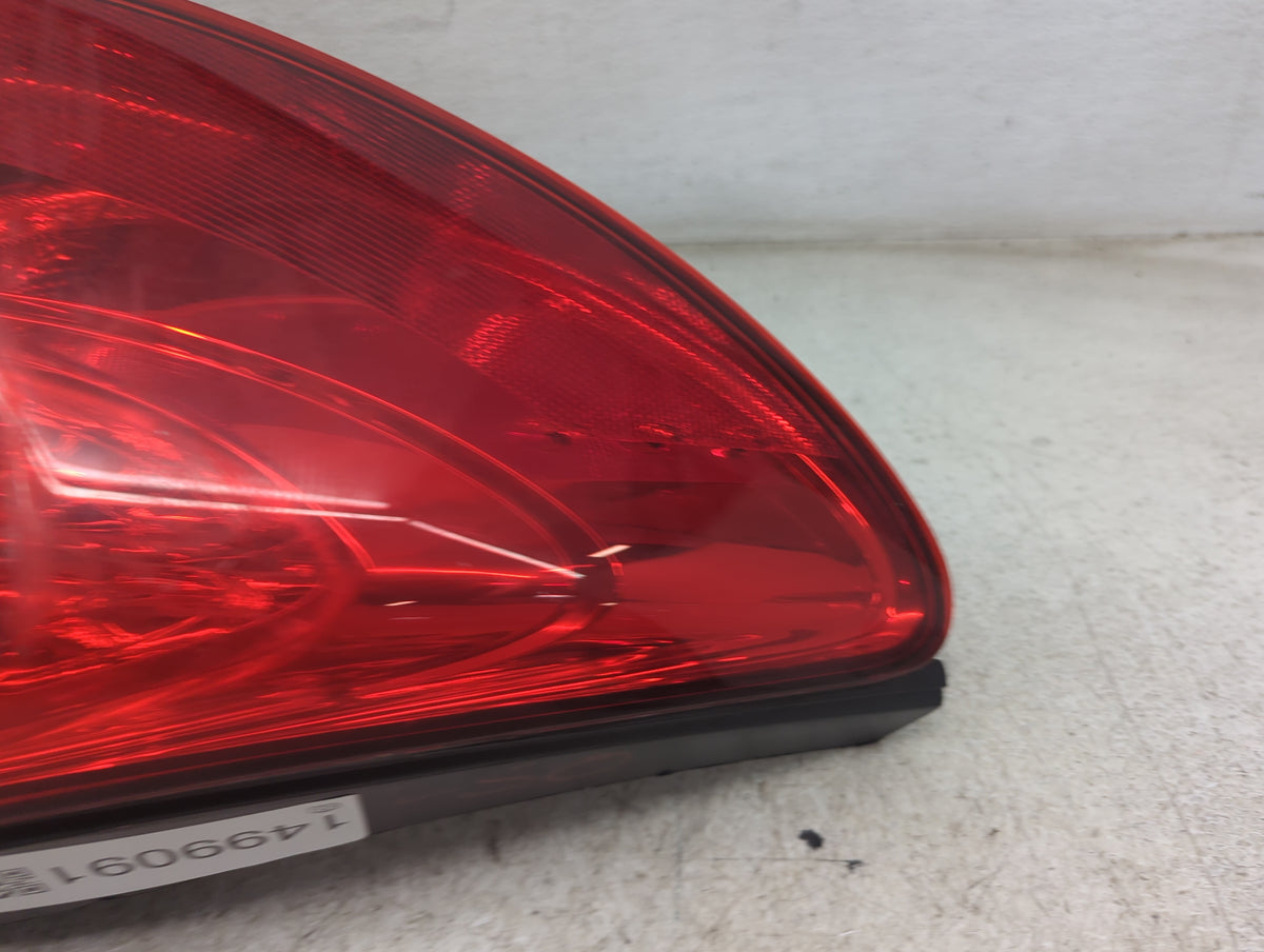 2012 Chrysler 200 Driver Left Side Deck Lid Mounted Tail Light 1499091 - Oemusedautoparts1.com