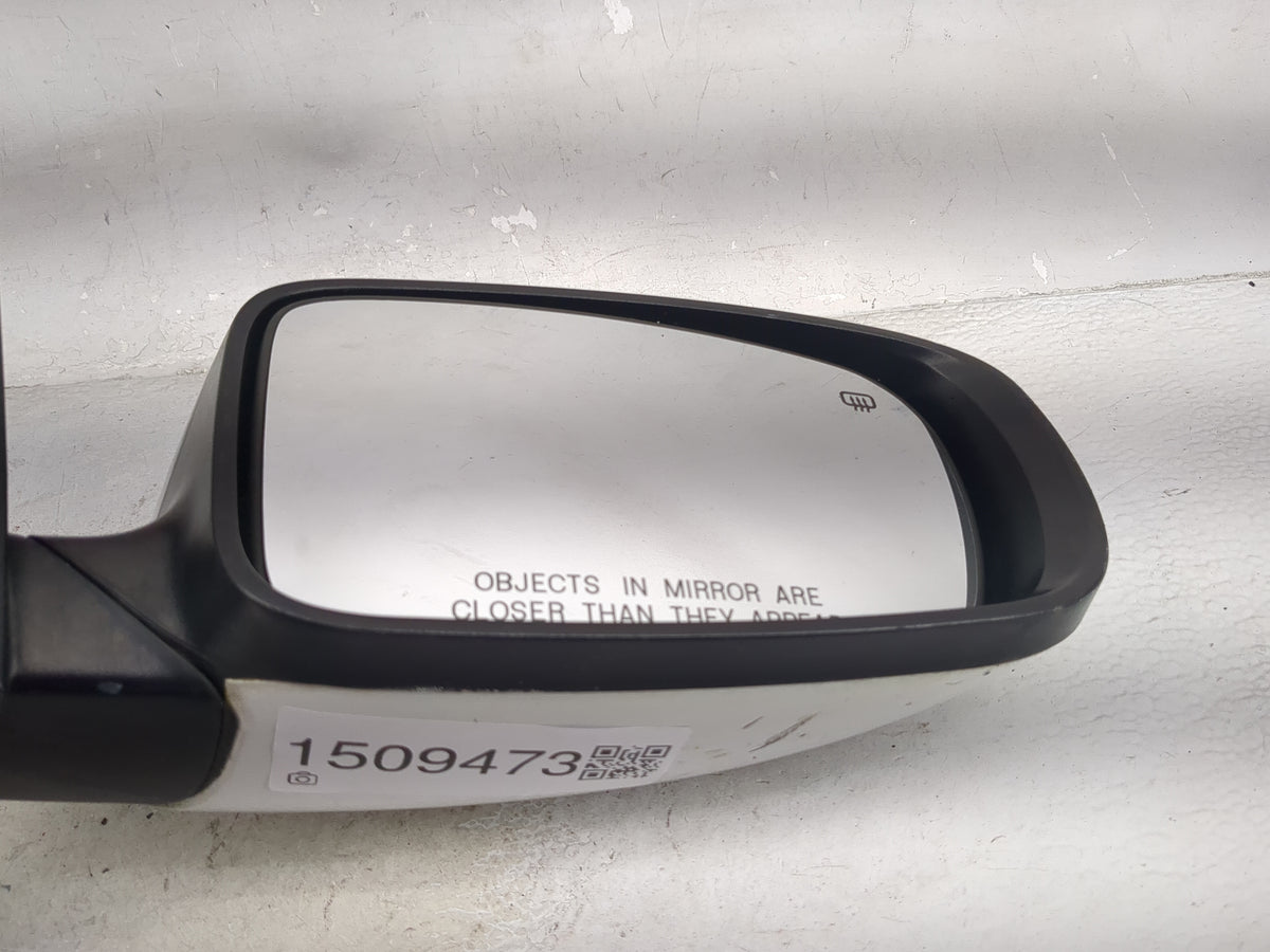 2011-2014 Chrysler 200 Passenger Side View Mirror - Right Door Mirror OEM Used - Oemusedautoparts1.com