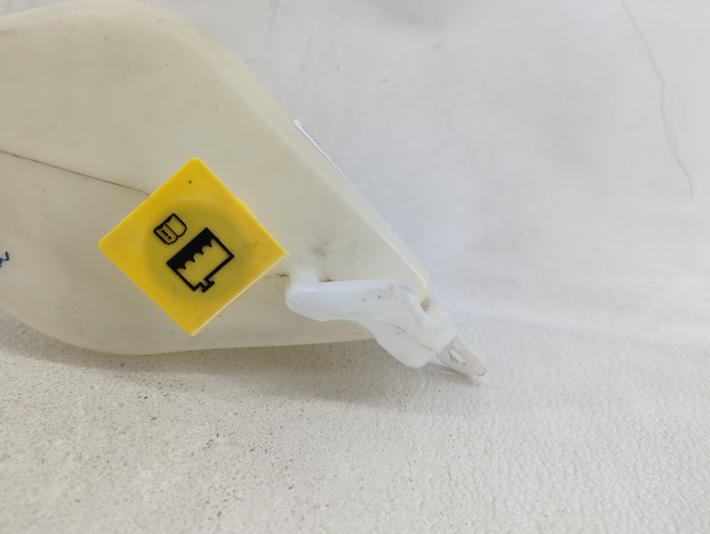2011-2014 Chrysler 200 Radiator Coolant Overflow Expansion Tank Bottle - Oemusedautoparts1.com