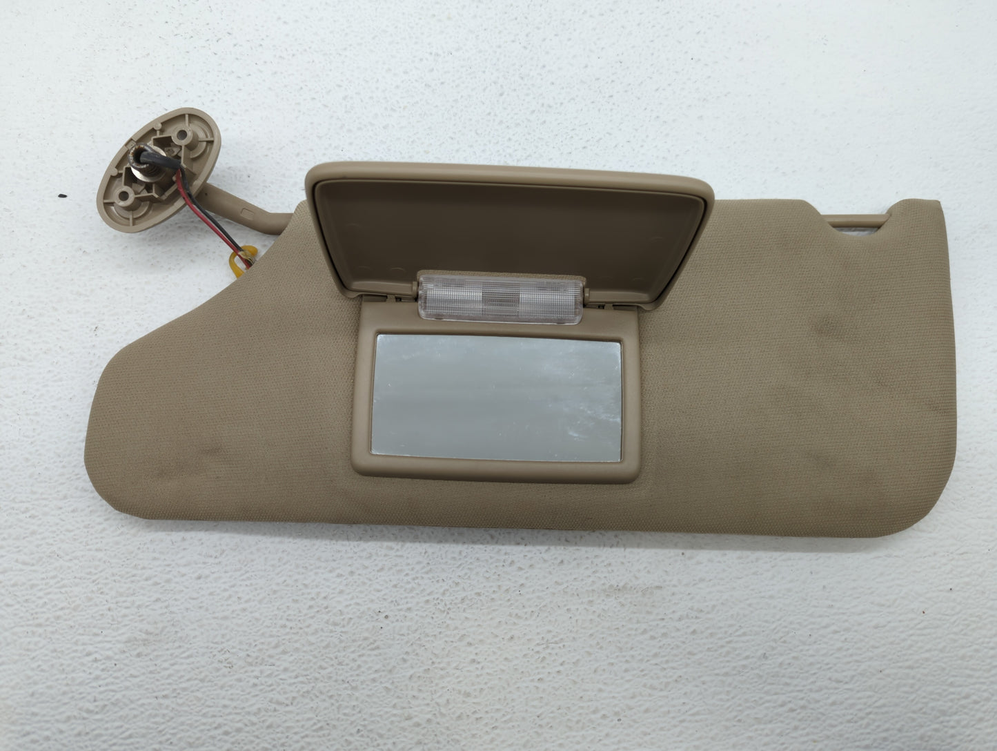 2011-2014 Chrysler 200 Sun Visor Shade Replacement Driver Left Mirror Fits Fits 2011 2012 2013 2014 OEM Used Auto Parts - Oe