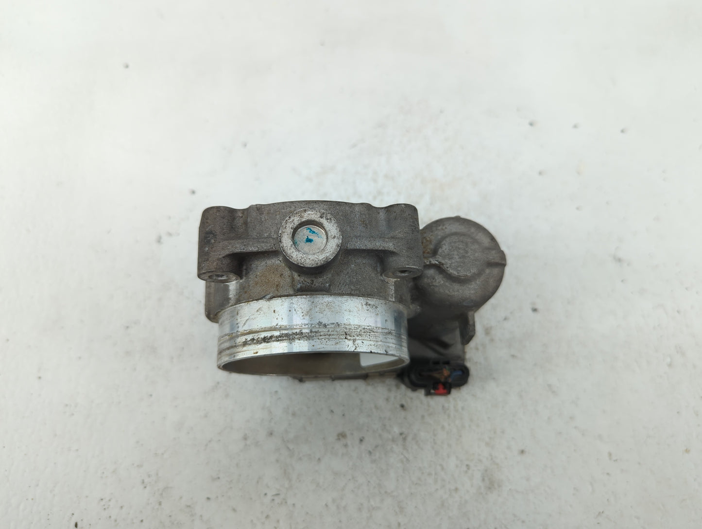 2011-2017 Chrysler 200 Throttle Body P/N:05184349AE 05184349AC Fits OEM Used Auto Parts - Oemusedautoparts1.com