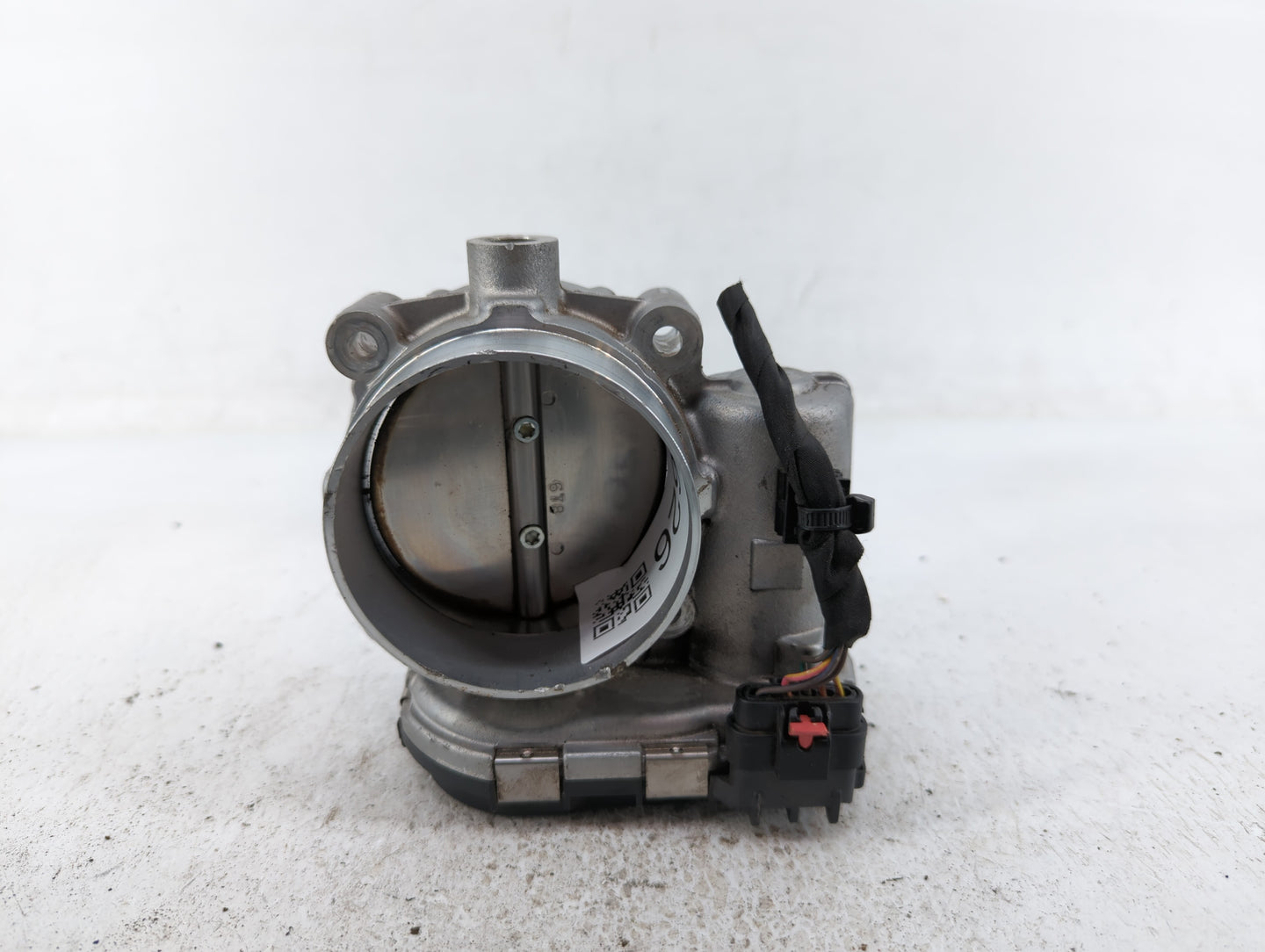2011-2017 Chrysler 200 Throttle Body P/N:05184349AE 05184349AC Fits OEM Used Auto Parts - Oemusedautoparts1.com