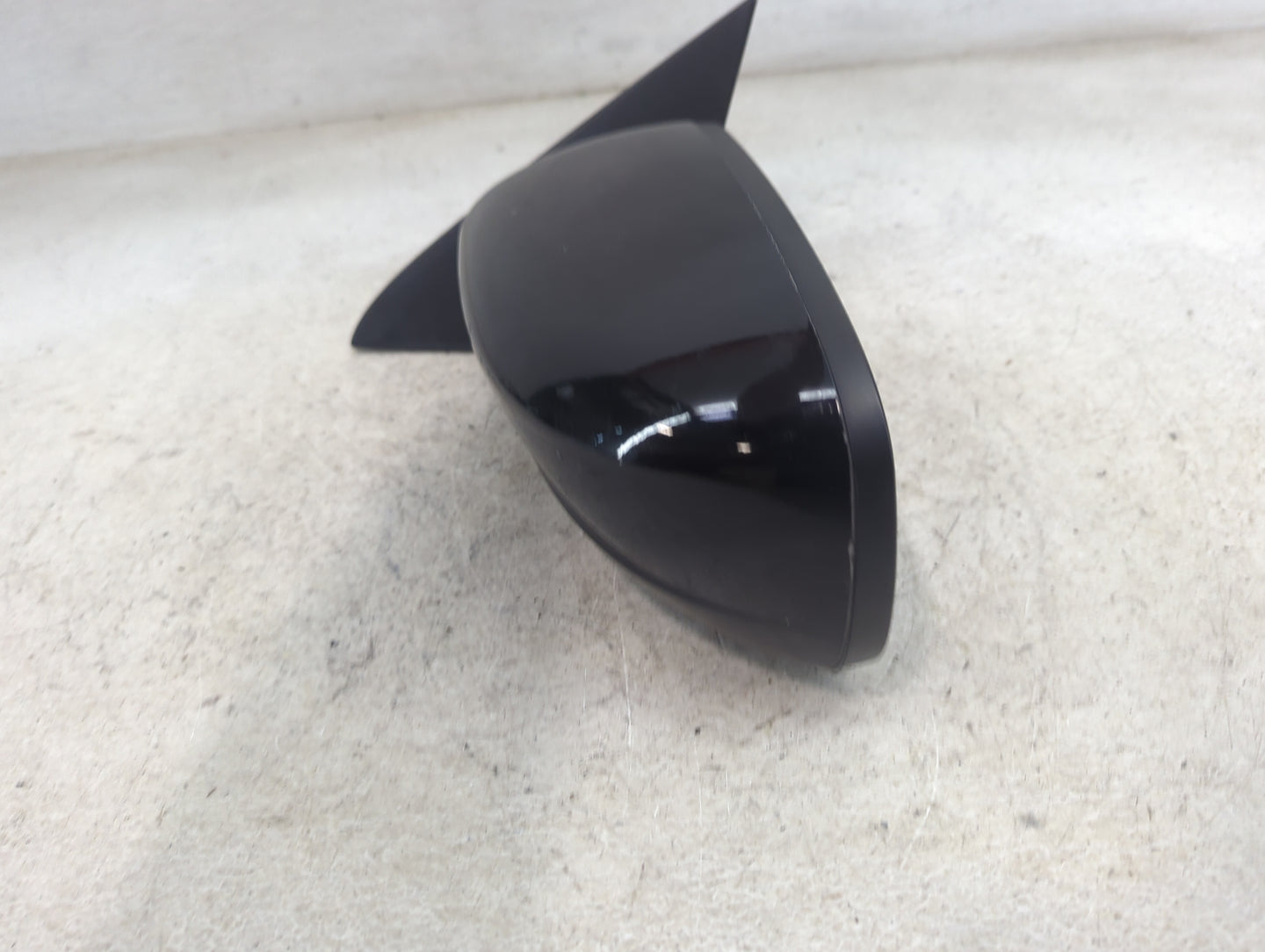 2011-2014 Chrysler 200 Driver Side View Mirror - Left Door Mirror OEM Used - Oemusedautoparts1.com