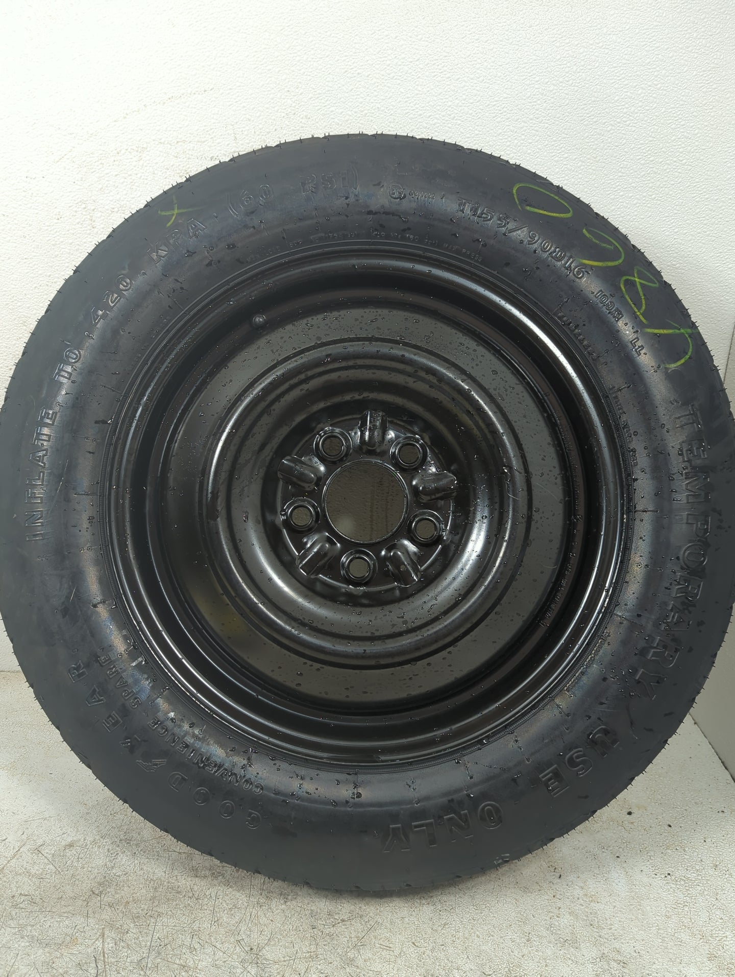 2012 Chrysler 200 Spare Donut Tire Wheel Rim Oem 5031734 - Oemusedautoparts1.com