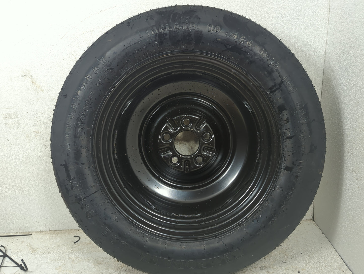 2012 Chrysler 200 Spare Donut Tire Wheel Rim Oem 5031734 - Oemusedautoparts1.com
