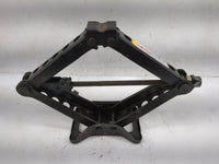 2012 Chrysler 200 Spare Scissor Car Jack 5033956 - Oemusedautoparts1.com