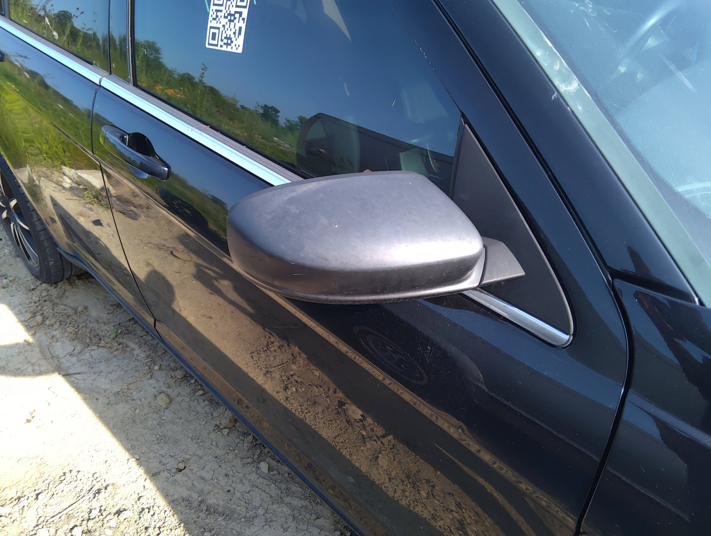 2011-2014 Chrysler 200 Passenger Side View Mirror - Right Door Mirror OEM Used - Oemusedautoparts1.com