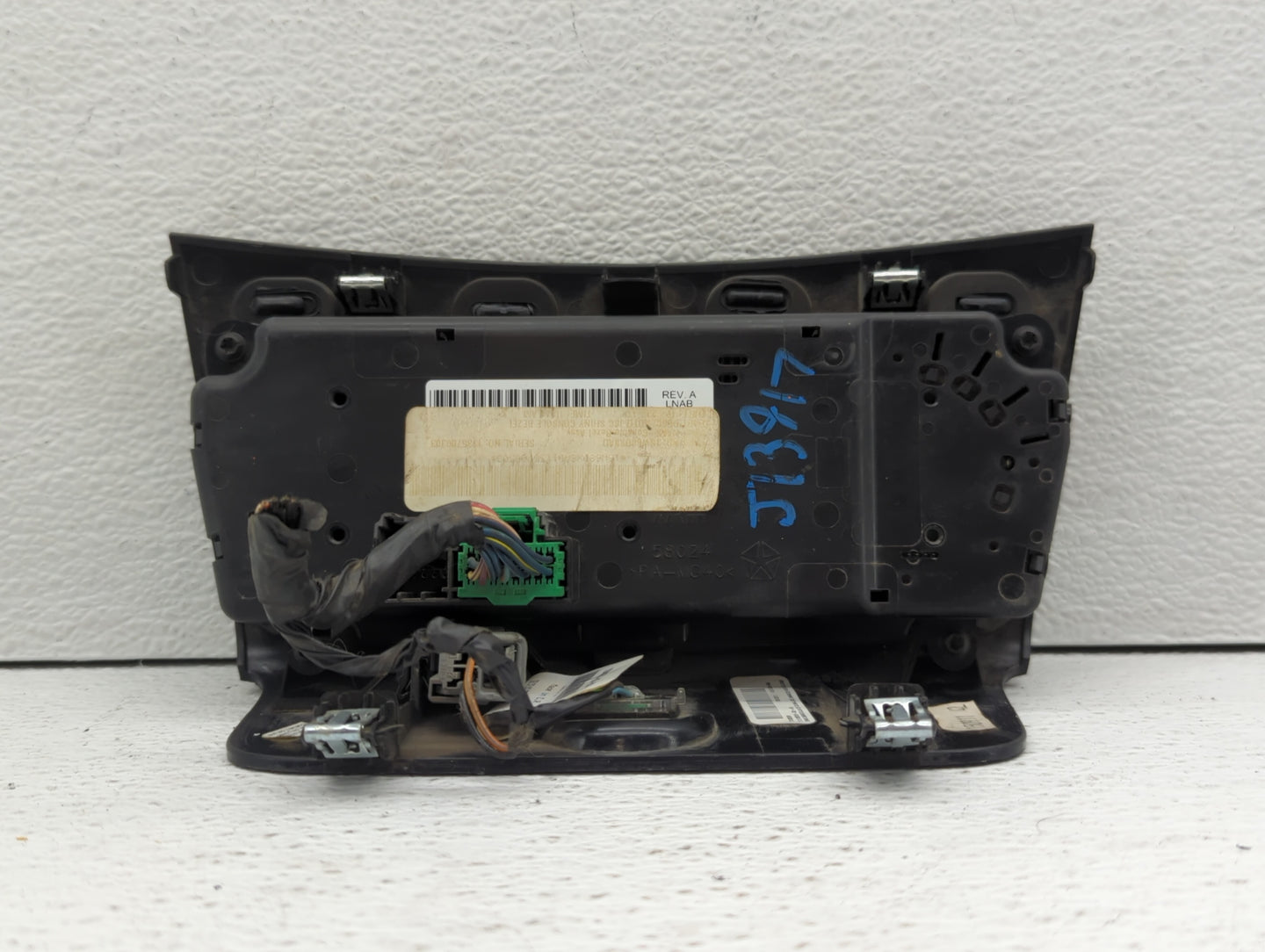 2012 Chrysler 200 Climate Control Module Temperature AC/Heater Replacement Fits OEM Used Auto Parts - Oemusedautoparts1.com