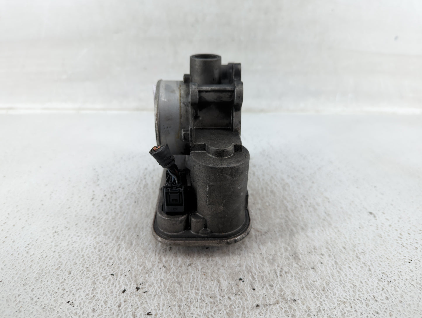 2011-2014 Chrysler 200 Throttle Body P/N:2641 Fits Fits 2007 2008 2009 2010 2011 2012 2013 2014 2015 2016 2017 2018 OEM Used